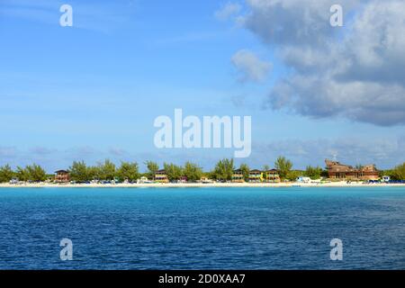 Half Moon Cay auch als kleine San Salvador Island Luftaufnahme auf den Bahamas. Stockfoto