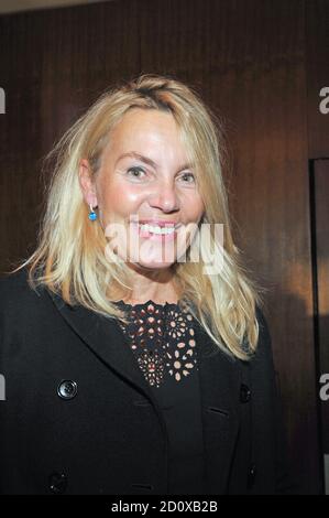 München, Deutschland. Oktober 2020. Kristina Falke lächelt nach der Gedenkfeier von Gerhard Meir. Quelle: Ursula Düren/dpa/Alamy Live News Stockfoto