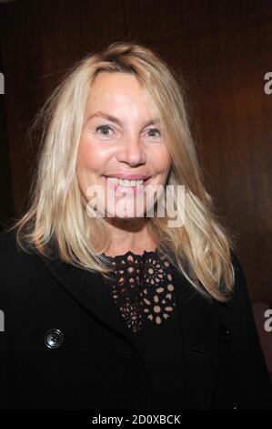 München, Deutschland. Oktober 2020. Kristina Falke lächelt nach der Gedenkfeier von Gerhard Meir. Quelle: Ursula Düren/dpa/Alamy Live News Stockfoto