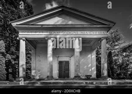 Romantischer Park in Arkadia Dorf, Polen. Stockfoto