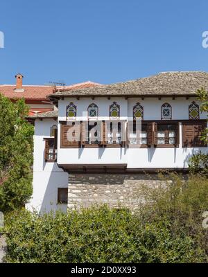 Typische traditionelle Architektur der Pelion Mount Region, Thessalien, Griechenland. Stockfoto