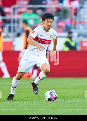 Wataru ENDO, VFB 3, VFB STUTTGART - BAYER 04 LEVERKUSEN 1-1 1.Deutsche Fußball-Liga , Stuttgart, 03. Oktober 2020, Spielzeit 2020/2021, Spieltag 03, © Peter Schatz / Alamy Live News - die DFL-VORSCHRIFTEN VERBIETEN DIE VERWENDUNG VON FOTOGRAFIEN als BILDSEQUENZEN und/oder QUASI-VIDEO - DFL Stockfoto