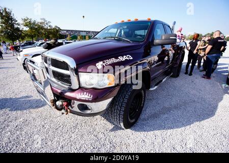 Warschau, Pl. Oktober 2020. Ein Dodge RAM wird während der American Police Car Parade in Warschau, Polen am 3. Oktober 2020 gesehen. Am Samstag versammelten sich in enthousiasts mit ihren amerikanischen Polizeiautos, gut aus Filmen kennen, um sie auszustellen und in einer Parade durch die Stadt zu fahren. (Foto von Jaap Arriens/Sipa USA) Quelle: SIPA USA/Alamy Live News Stockfoto