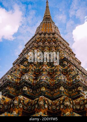 Nahaufnahme von Wat Pho in bangkok in thailand Stockfoto