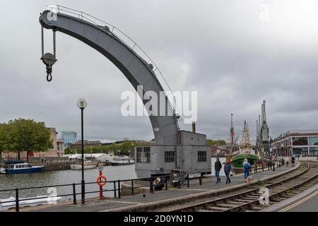 BRISTOL CITY ENGLAND WAPPING RAILWAY WHARF EIN ALTER FAIRBAIRN DAMPF KRAN Stockfoto