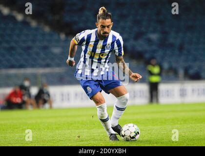 Alex Telles von Porto während der portugiesischen Meisterschaft, Liga NOS Fußballspiel zwischen FC Porto und Maritimo am 3. Oktober 2020 im Estadio do Dragao Stockfoto