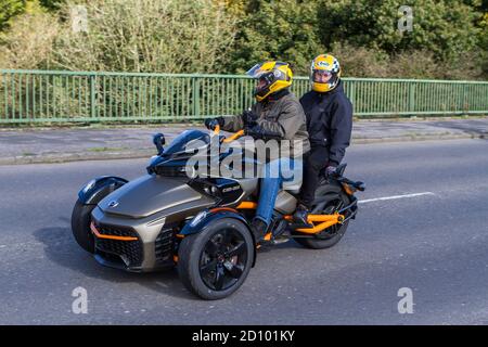 Ein BRP Can-am spyder Dreirad-Dreirad-Dreirad auf der Straße in der Nähe von Chorley in Lancashire, Großbritannien Stockfoto