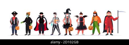 Set Mix Rennen Kinder in Masken tragen verschiedene Kostüme glücklich halloween Party Feier coronavirus Quarantäne Konzept volle Länge horizontalen Vektor Abbildung Stock Vektor