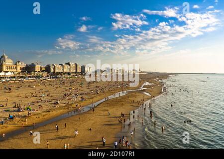 The Beach by Sunset in Scheveningen in Den Haag, Niederlande Stockfoto