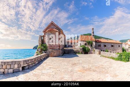 Santa Maria in Punta Kirche bei der Zitadelle von Budva, Montenegro Stockfoto