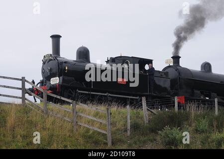 1054 und 49395 Doppelkurs in der Nähe von Big Pit. Stockfoto