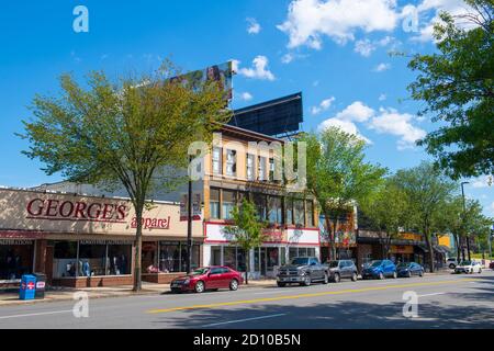 Historische Geschäftsgebäude an der Elm Street in der Central Street in der Innenstadt von Manchester, New Hampshire NH, USA. Stockfoto