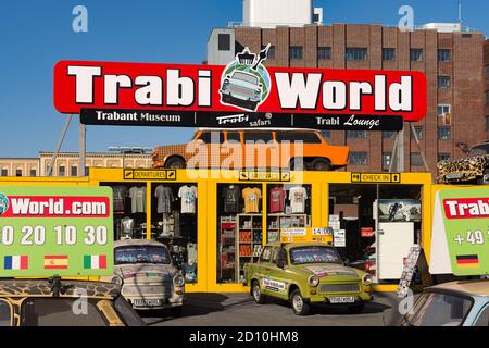 Berlin / Deutschland - 15. Februar 2017: Trabi Museum Berlin, das der Geschichte des Trabant aus der DDR gewidmet ist Stockfoto