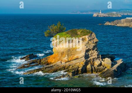 El Camello Beach, Mouro Island, Santander Bay, Santander, Kantabrien, Spanien, Europa Stockfoto