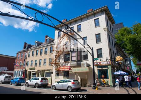 Historische Geschäftsgebäude an der Elm Street in der stark Street im Zentrum von Manchester, New Hampshire NH, USA. Stockfoto