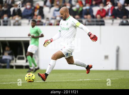 Torhüter von Saint-Etienne Jessy Moulin während der französischen Meisterschaft Ligue 1 Fußballspiel zwischen RC Lens und AS Saint Etienne (ASSE) im Oktober Stockfoto