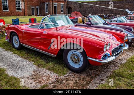 Fernandina Beach, FL / USA - 22. September 2018: 1962 Chevrolet Corvette auf einer Auto-Show in Fort Clinch in Fernandina Beach, Florida bei Jacksonville. Stockfoto