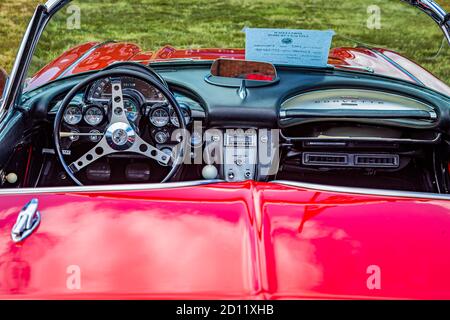 Fernandina Beach, FL / USA - 22. September 2018: 1962 Chevrolet Corvette auf einer Auto-Show in Fort Clinch in Fernandina Beach, Florida bei Jacksonville. Stockfoto