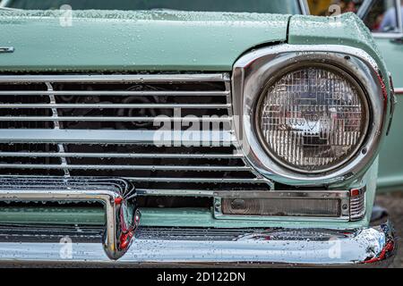 Eine Restaurierte Chevrolet Chevy Ii Nova Auto Stockfotografie Alamy