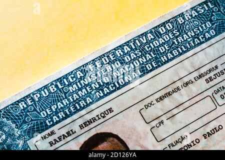 Brasilien. Oktober 2020. In dieser Fototafel die Nahaufnahme der Carteira Nacional de Habilitação von Brasilien (CNH). Kredit: SOPA Images Limited/Alamy Live Nachrichten Stockfoto