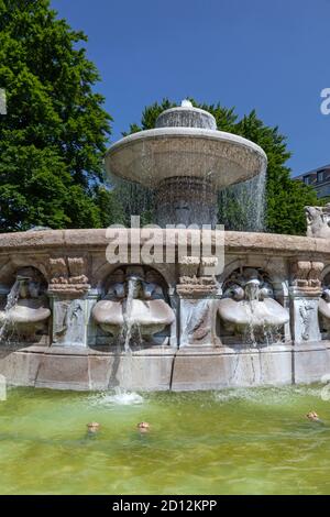 Geographie / Reisen, Deutschland, Bayern, München, Haus des Wittelsbacher Brunnens am Lenbachplatz, , Additional-Rights-Clearance-Info-not-available Stockfoto