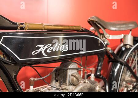 Logo des Helios Motorrades von BFW, Bayerische Flugzeugwerke, 1921, PS.SPEICHER Museum, Einbeck, Niedersachsen, Deutschland, Europa Stockfoto