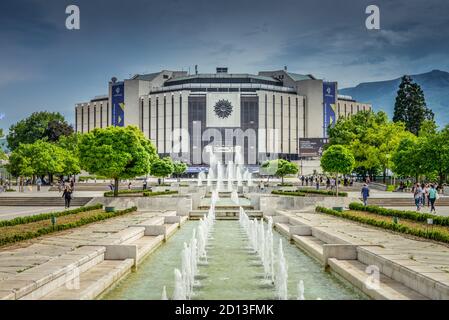 Brunnen, nationalen kulturellen Palace, Bulevard Bulgaria, Sofia, Bulgarien, Springbrunnen, Nationaler Kulturpalast, Bulgarien Stockfoto