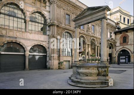 - Mailand, Kaufmannsplatz - Mailand, piazza Mercanti Stockfoto