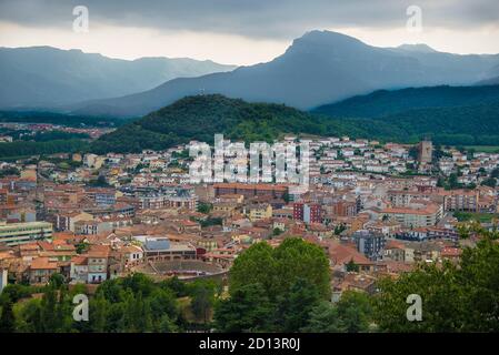 Blick auf die Stadt Olot, Girona, Spanien Stockfoto