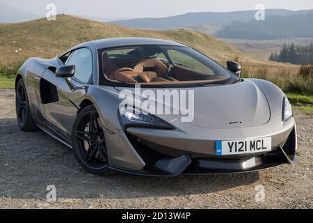 McLaren 570S während der Probefahrt des Jahres. Stockfoto