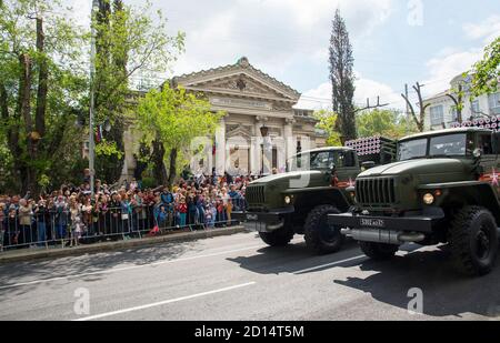 SEWASTOPOL / KRIM - 09. MAI 2017: Parade am Tag des Sieges Stockfoto