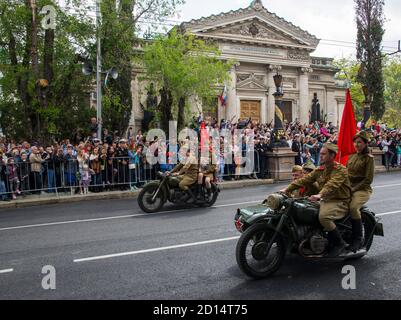 SEWASTOPOL / KRIM - 09. MAI 2017: Parade am Tag des Sieges Stockfoto