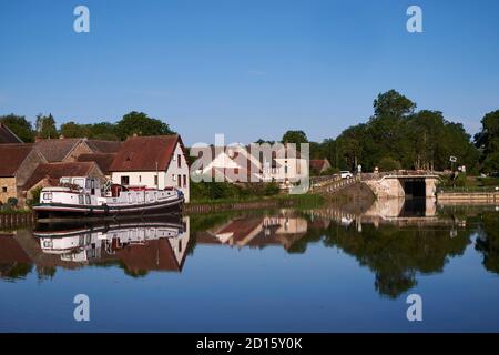 Frankreich, Cote d'Or, Vandenesse en Auxois, der Hafen Stockfoto