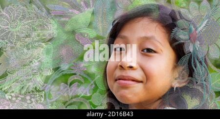 Mexiko, Bundesstaat Chiapas, Lacanja Chansayab, ein Mädchen aus Lacandon, fotografische Kompositionsreihe "Voyage Dreams", die Menschen umringt von typischen e darstellt Stockfoto