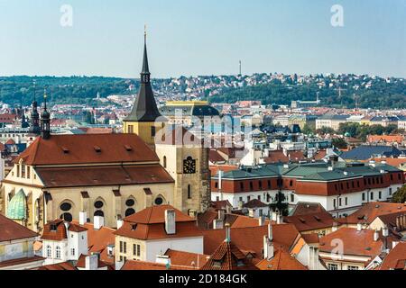 Dächer aus alten Rathaus turm, Altstadt, Prag, Tschechische Republik Stockfoto