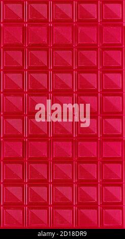 Vertikales Bild von Pop Art Surreal Style Rot gefärbte Schokolade Balken für abstrakten Hintergrund Stockfoto