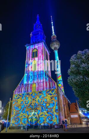 Festival der Lichter, der Marienkirche, Fernsehturm, Mitte, Berlin, Deutschland, Marienkirche, Fernsehturm, Mitte, Deutschland Stockfoto