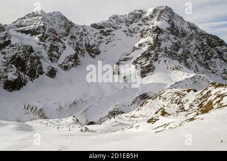 Sulden, Solda, Trentino-Südtirol, Südtirol, Italien; Alpen, schneebedeckte Hochgebirge. Alpen, hohe Berge mit Schnee bedeckt. 阿爾卑斯山，高山覆蓋著雪。Alpy Stockfoto