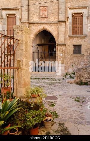 Palacio del Rey Sanç, edificado en 1309 por Jaime II, Valldemossa, Mallorca, Balearen, spanien Stockfoto