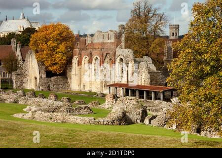 ST. AUGUSTINE'S ABBEY, Canterbury, Kent. Gesamtansicht von Südosten. Stockfoto