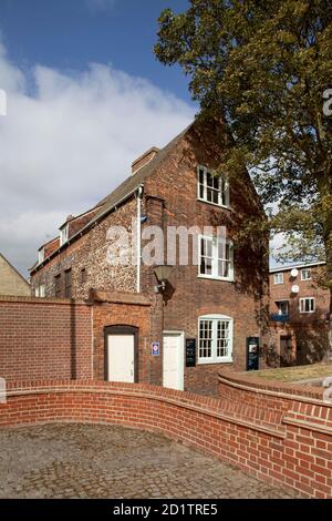 GREAT YARMOUTH REIHENHÄUSER, NORFOLK. Außenansicht der Reihe 111, von Südwesten aus gesehen. Stockfoto