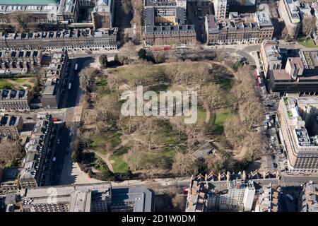 Russell Square Gardens, entworfen von Humphry Repton, Bloomsbury, London, 2018, UK. Luftaufnahme. Stockfoto