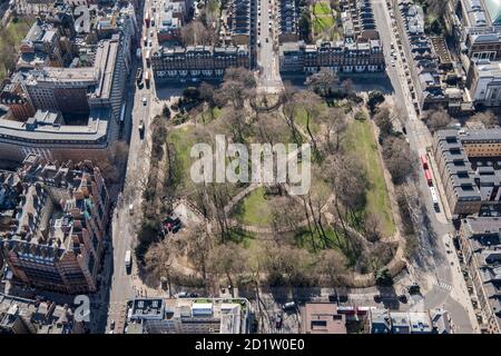 Russell Square Gardens, entworfen von Humphry Repton, Bloomsbury, London, 2018, UK. Luftaufnahme. Stockfoto