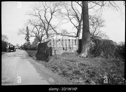 The Old Pinfold, ein Quadratzerstoßen für streunende Tiere im Dorf Capenhurst, Cheshire, Großbritannien. Stockfoto