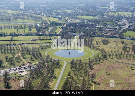 Der Diana-Brunnen im Bushy Park, London, Großbritannien. Luftaufnahme. Stockfoto