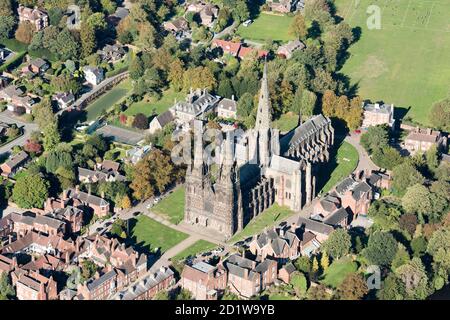 Luftaufnahme der Lichfield Cathedral, Staffordshire. Stockfoto