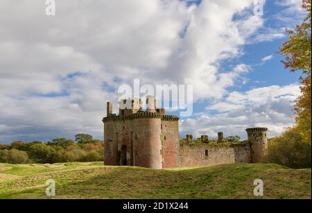 Caerlaverock Castle in der Nähe von Dumfries, Dumfries und Galloway, Schottland, Großbritannien Stockfoto