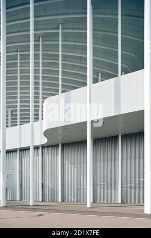 Das Matmut ATLANTIQUE Stadion, früher auch als Nouveau Stade de Bordeaux bekannt, in Bordeaux, Frankreich, ein elegantes Fußballstadion, das etwa 42,000 Personen Platz bietet. Abgeschlossen 2015. Stockfoto