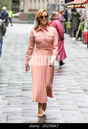 Nicht exklusiv: Amanda Holden, Global Radio Studios, London, UK, 06. Oktober 2020, Foto von piQtured Stockfoto