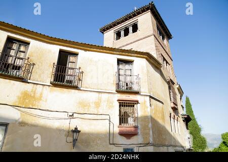 Ansicht des Hauses des maurischen Königs (Casa del Rey Moro), Ronda, Andalusien, Spanien. Stockfoto